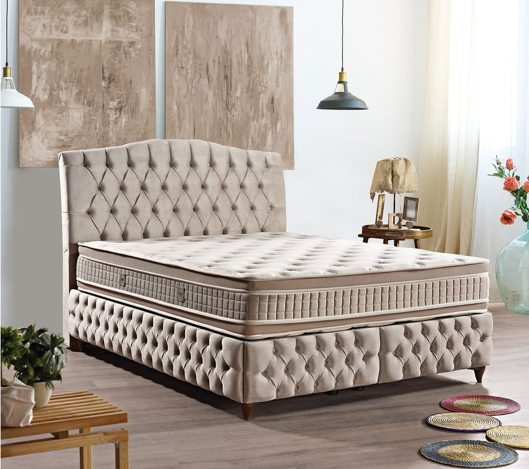 Image of Boxspring Royal - Stof - Taupe - 160x150x200cm. <span style="font-size: 0.875rem;">In het Royal tweepersoonsbed staat alles om uw rust helemaal c...